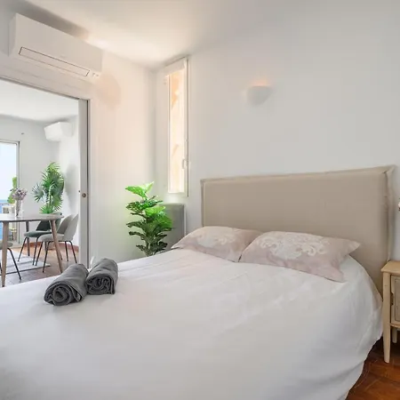 Apartment Proche Monaco, Vue Et Acces A La Cap-d'Ail