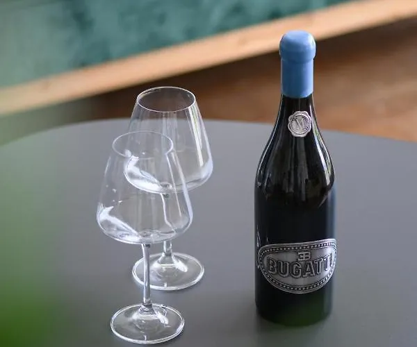 Proche Monaco, Vue Et Acces A La